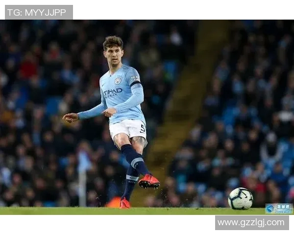 高智商足球球星解析：洞察比赛节奏与战术布局的天才人物